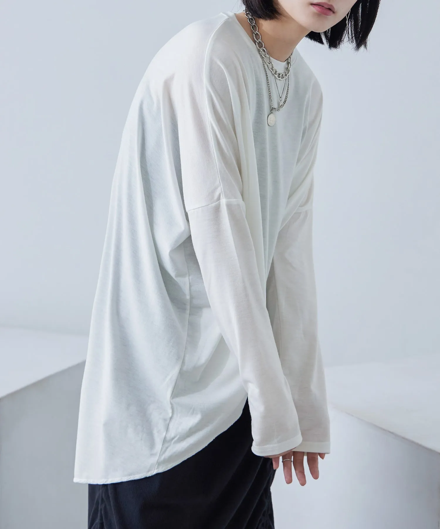 Tailcut Long Sleeve Tops