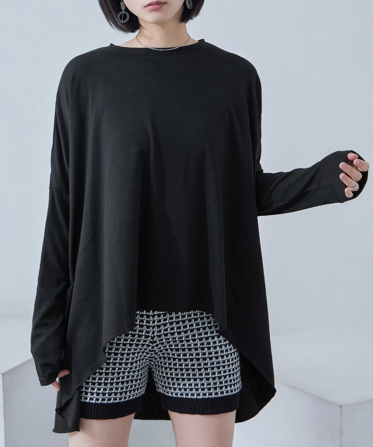Tailcut Long Sleeve Tops