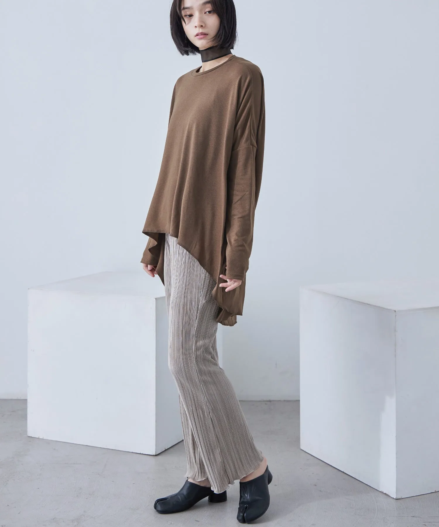Tailcut Long Sleeve Tops