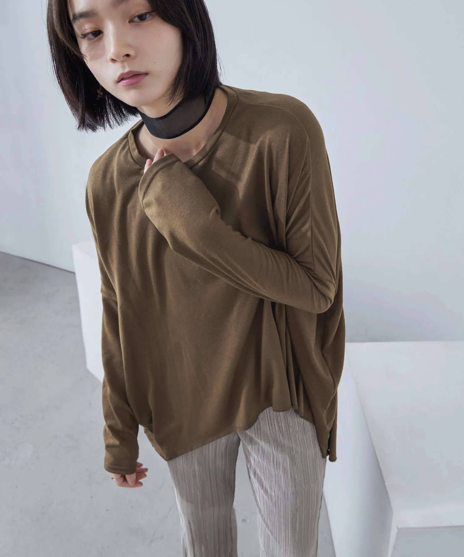 Tailcut Long Sleeve Tops