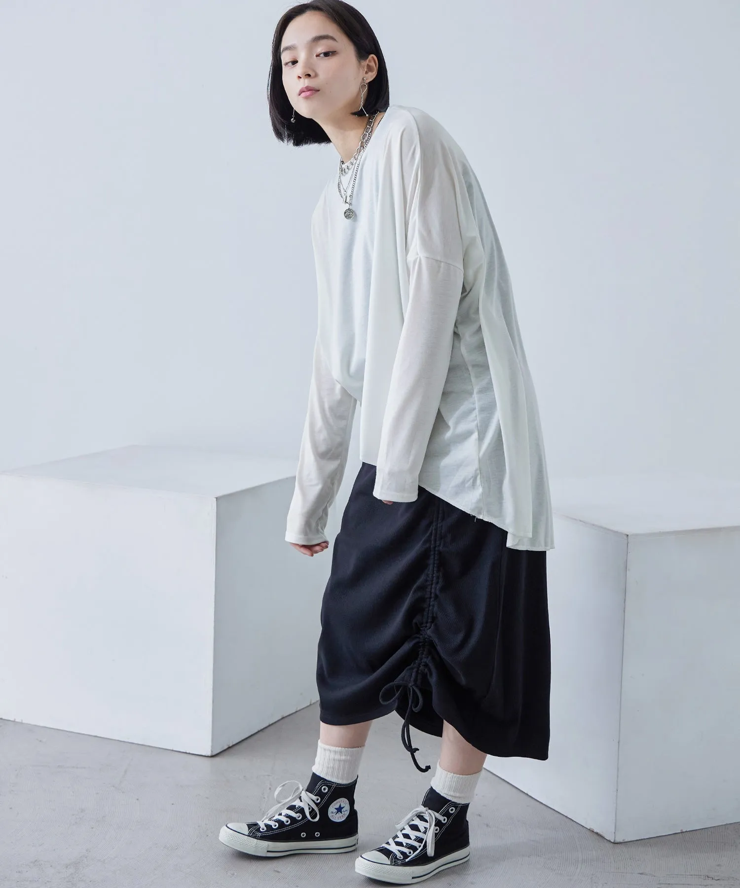 Tailcut Long Sleeve Tops