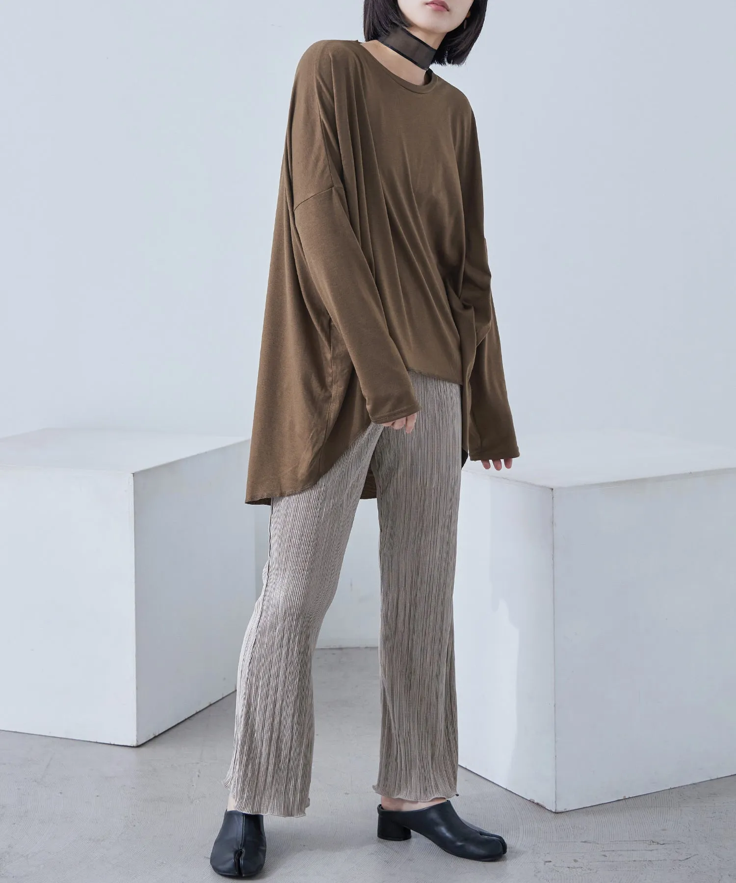 Tailcut Long Sleeve Tops