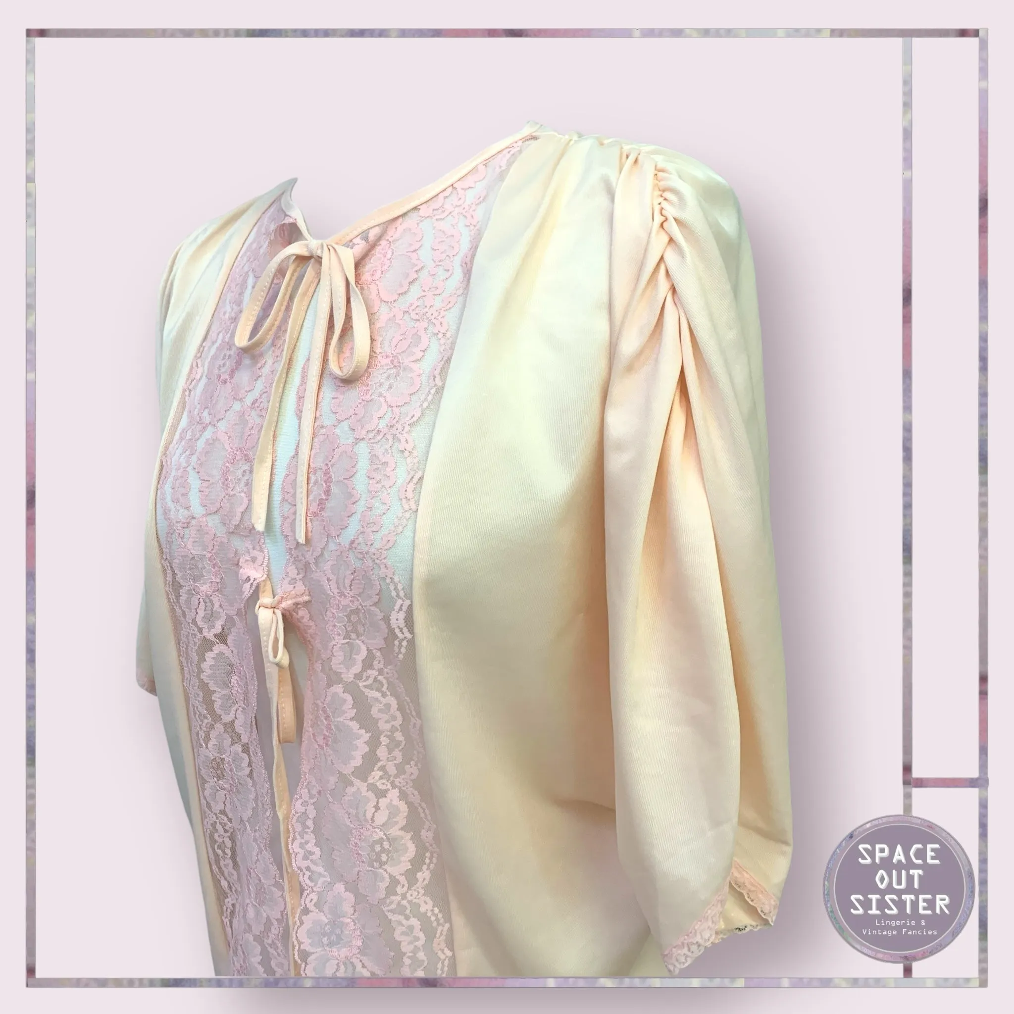 Vintage Ruched Sleeve Bed Jacket